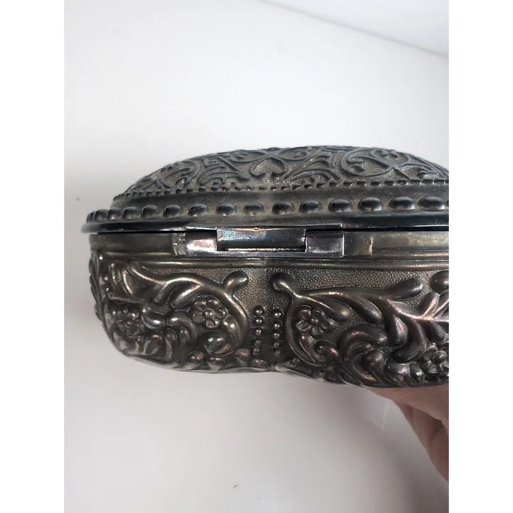 Silver Tone Heart Shaped Metal Beaded Trinket Box Blue Velvet Lined Embossed
